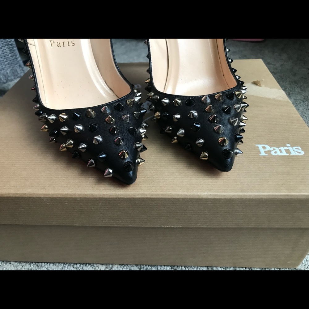 Christian Louboutin Pigalle Spikes - Picture 4 of 6
